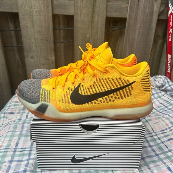 Nike Kobe X Elite Rivalry / Chester  
Size 11 - Picture 6 of 9